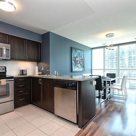 Napa Furnished Suites At Cn Tower & Maple Leaf Square Торонто Екстер'єр фото
