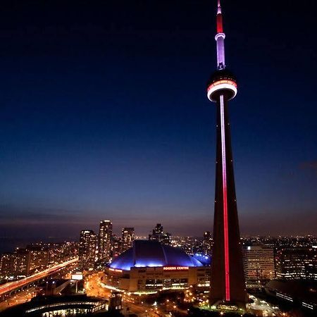 Napa Furnished Suites At Cn Tower & Maple Leaf Square Торонто Екстер'єр фото