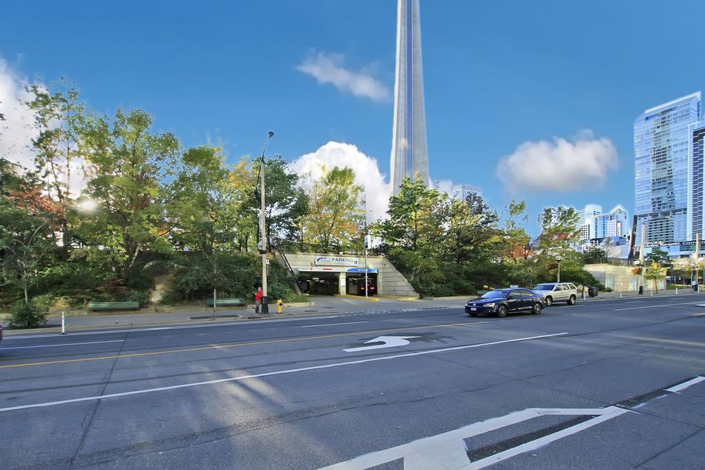 Napa Furnished Suites At Cn Tower & Maple Leaf Square Торонто Екстер'єр фото