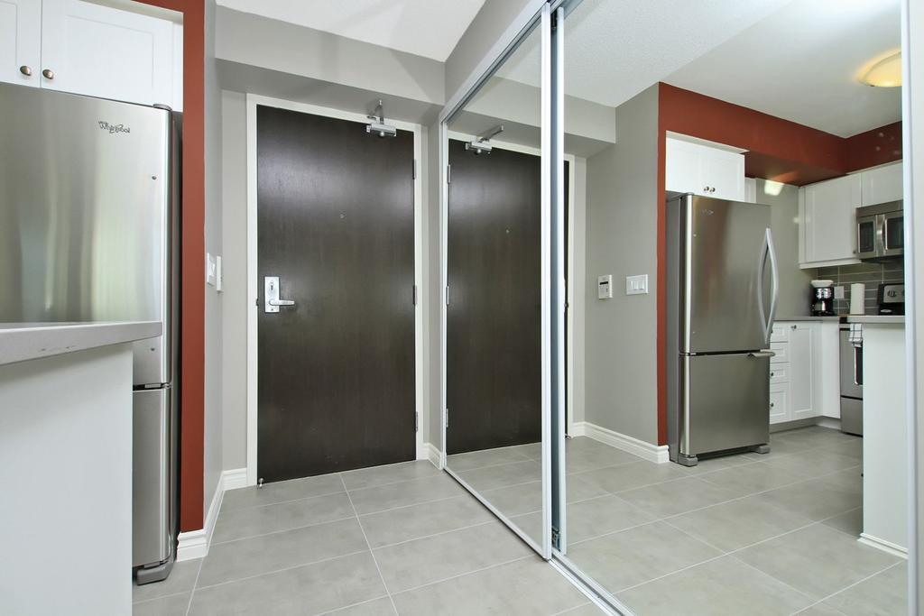 Napa Furnished Suites At Cn Tower & Maple Leaf Square Торонто Екстер'єр фото