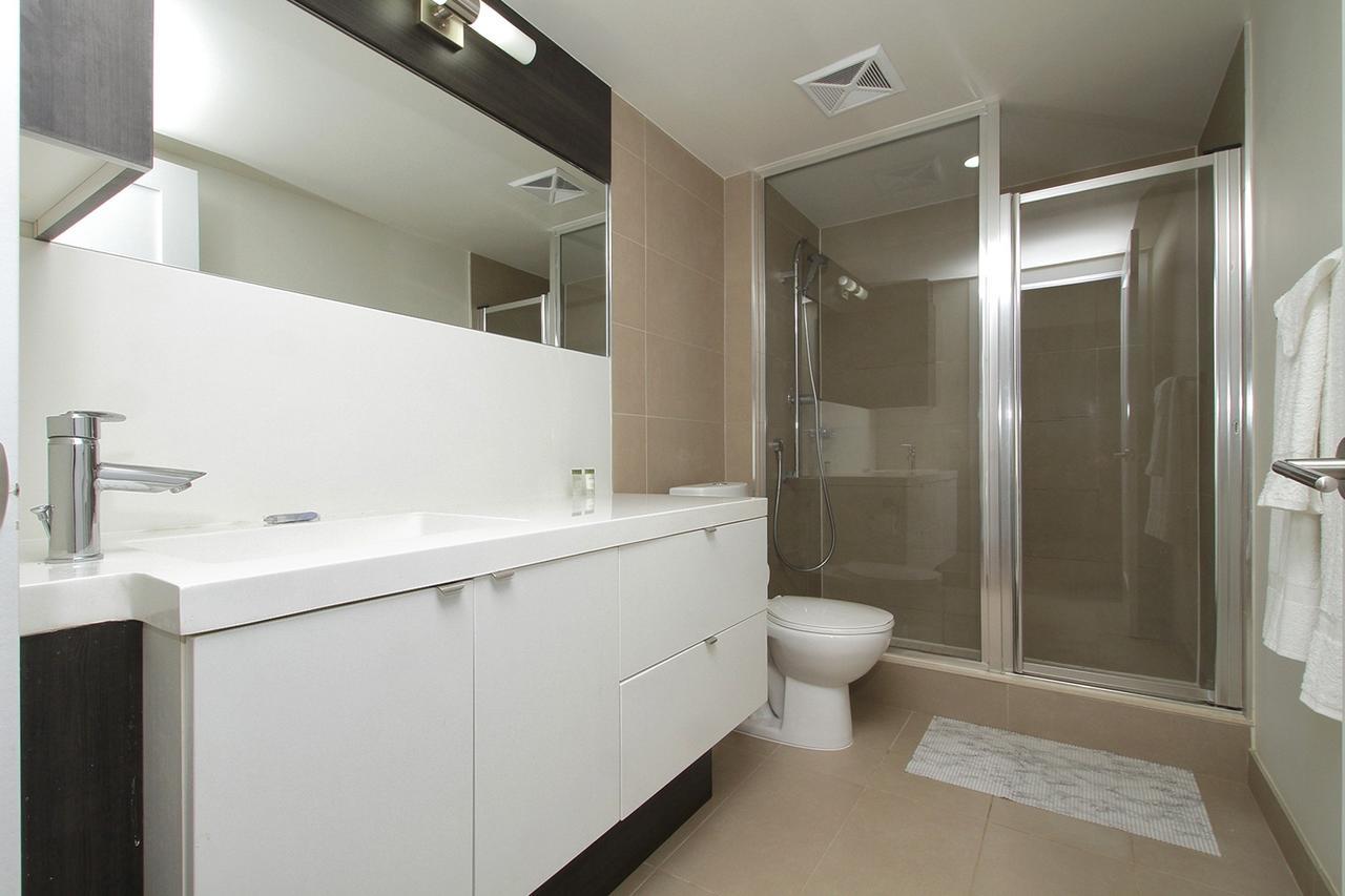 Napa Furnished Suites At Cn Tower & Maple Leaf Square Торонто Екстер'єр фото